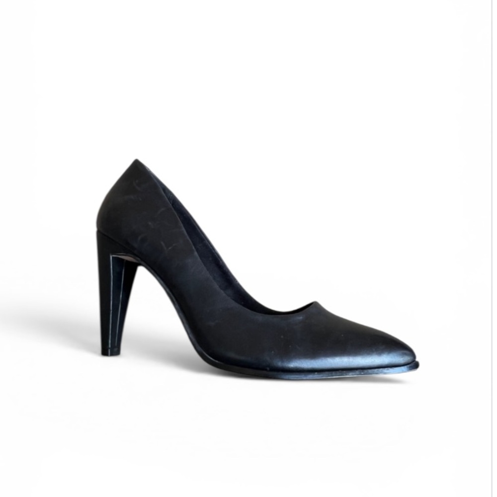 Clark’s Somerset Black Leather Heels Pumps Sz 7.5